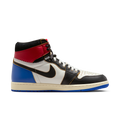 Nike IO7847-002