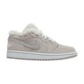 Air Jordan Jordan 1 Low SE Sherpa Fleece (Women's) DO0750-002